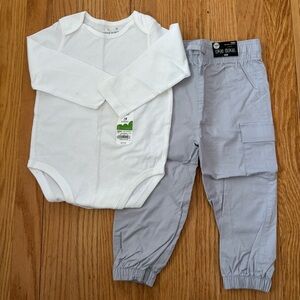 Baby Boys Jumping Beans Long Sleeve Bodysuit & Okie Dokie Cargo Pants Set - 18M